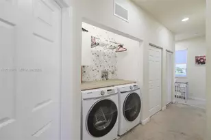 9101 SW 169th Pl, Miami, FL 33196 - Photo 29