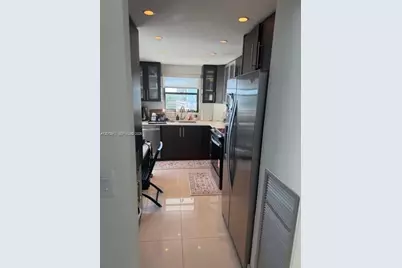 2333 Brickell Ave #812, Miami, FL 33129 - Photo 7