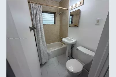 836 NW 12th Ter #2, Fort Lauderdale, FL 33311 - Photo 13