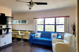 322 Harding St, Hollywood, FL 33019 - Photo 9