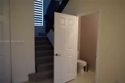 3384 W 100th Ter #3384, Hialeah, FL 33018 - Photo 11