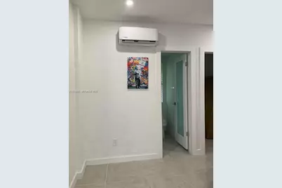 319 W 28th St #9, Miami Beach, FL 33140 - Photo 9