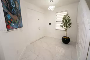 8821 W 34th Ct, Hialeah, FL 33018 - Photo 11