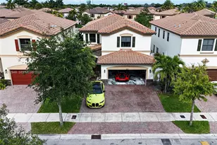 8821 W 34th Ct, Hialeah, FL 33018 - Photo 43