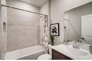 2341 SE 11th St, Homestead, FL 33035 - Photo 3