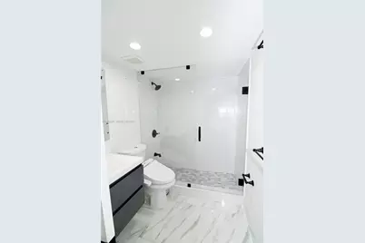 240 W Park Dr #108-4, Miami, FL 33172 - Photo 23