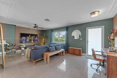 16340 SW 276th Ter, Homestead, FL 33031 - Photo 9