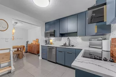 16340 SW 276th Ter, Homestead, FL 33031 - Photo 11