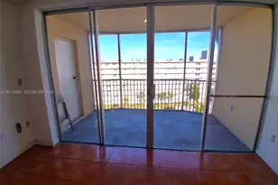 1770 NE 191st St, Miami, FL 33179 - Photo 19
