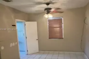 2735 NW 28th St, Miami, FL 33142 - Photo 7