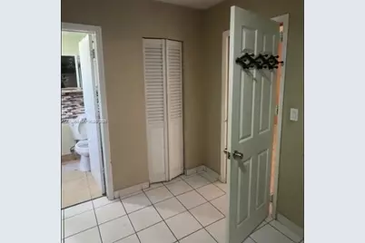 2735 NW 28th St #2735, Miami, FL 33142 - Photo 3