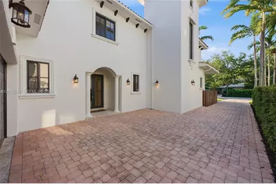 1704 NE 1st St, Fort Lauderdale, FL 33301 - Photo 15