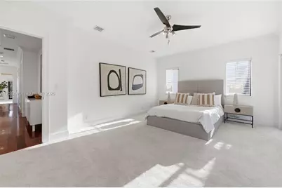 1704 NE 1st St, Fort Lauderdale, FL 33301 - Photo 43