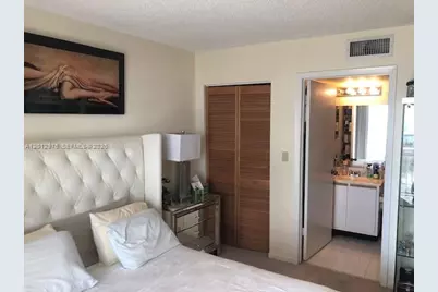 540 Brickell Key Dr #1116, Miami, FL 33131 - Photo 5