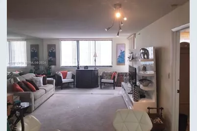 540 Brickell Key Dr #1116, Miami, FL 33131 - Photo 3