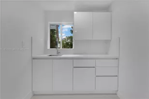 521 NW 33rd Ave, Miami, FL 33125 - Photo 23