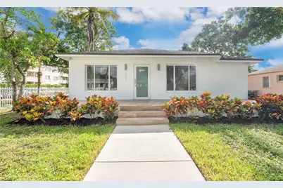 521 NW 33rd Ave, Miami, FL 33125 - Photo 3