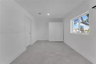 521 NW 33rd Ave, Miami, FL 33125 - Photo 21