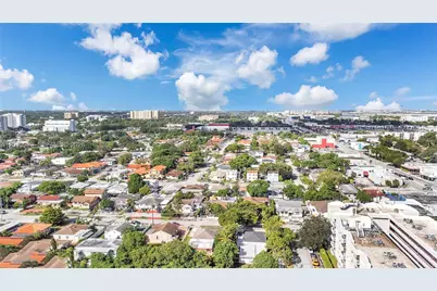 521 NW 33rd Ave, Miami, FL 33125 - Photo 31