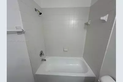 1320 SE 31st Ct #204-37, Homestead, FL 33035 - Photo 11