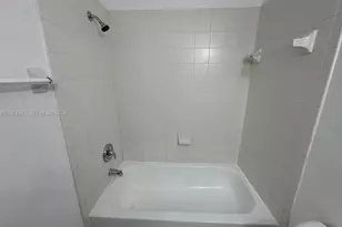 1320 SE 31st Ct, Homestead, FL 33035 - Photo 11