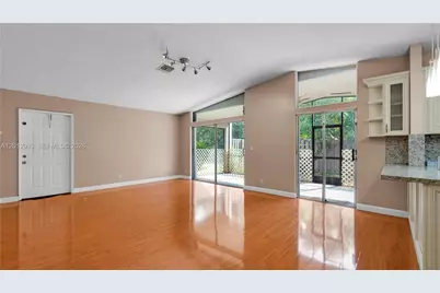 570 Woodgate Cir #A, Sunrise, FL 33326 - Photo 13