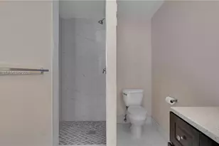 570 Woodgate Cir, Sunrise, FL 33326 - Photo 41