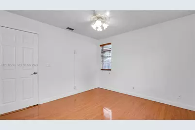 570 Woodgate Cir #A, Sunrise, FL 33326 - Photo 29