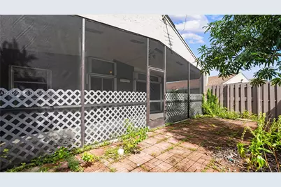 570 Woodgate Cir #A, Sunrise, FL 33326 - Photo 45