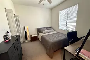 788 NE 208th Ln, Miami Gardens, FL 33179 - Photo 5