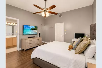 8327 Via Leonessa, Boca Raton, FL 33433 - Photo 27