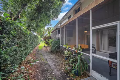 8327 Via Leonessa, Boca Raton, FL 33433 - Photo 37