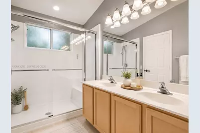 8327 Via Leonessa, Boca Raton, FL 33433 - Photo 29