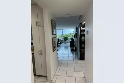 8233 Harding Ave #503, Miami Beach, FL 33141 - Photo 3