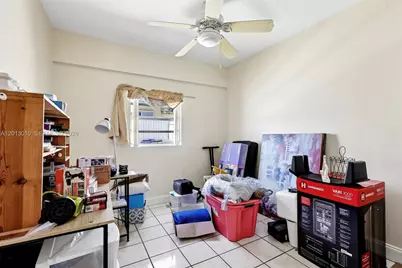 1215 S 24th Ave, Hollywood, FL 33020 - Photo 9