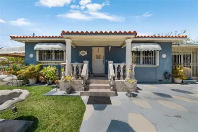 444 SW 36th Ave, Miami, FL 33135 - Photo 1