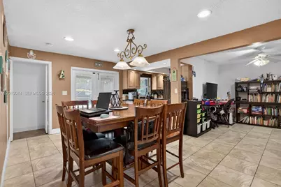 8505 NW 29th Dr, Coral Springs, FL 33065 - Photo 13
