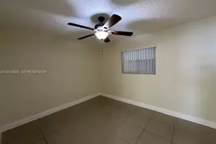 1337 NW 1st St, Miami, FL 33125 - Photo 17