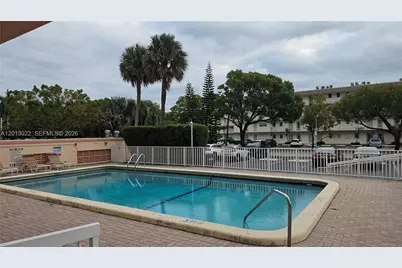 2200 E Hallandale Beach Blvd #709, Hallandale Beach, FL 33009 - Photo 15