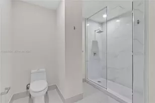 121 NE 34th St, Miami, FL 33137 - Photo 39