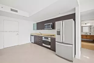 90 SW 3rd St, Miami, FL 33130 - Photo 7