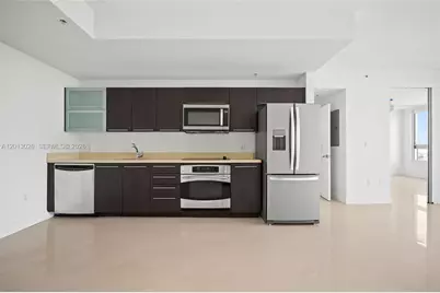 90 SW 3rd St #1608, Miami, FL 33130 - Photo 5