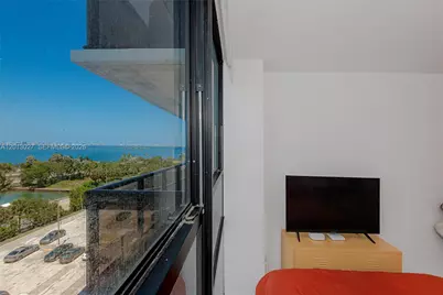 600 NE 36th St #706, Miami, FL 33137 - Photo 17