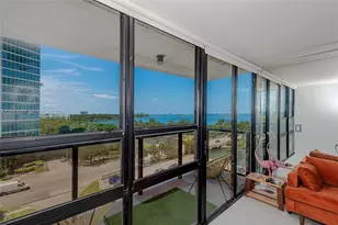 600 NE 36th St, Miami, FL 33137 - Photo 5