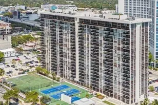 600 NE 36th St, Miami, FL 33137 - Photo 33