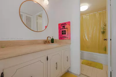 600 NE 36th St #706, Miami, FL 33137 - Photo 23