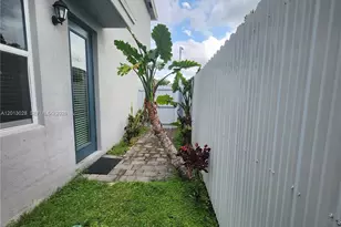 13245 SW 271st Ter, Homestead, FL 33032 - Photo 3