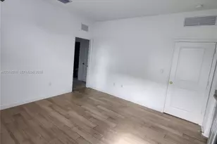 13245 SW 271st Ter, Homestead, FL 33032 - Photo 9