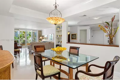 791 Crandon Blvd #404, Key Biscayne, FL 33149 - Photo 3