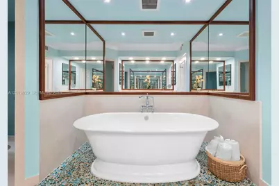791 Crandon Blvd #404, Key Biscayne, FL 33149 - Photo 23